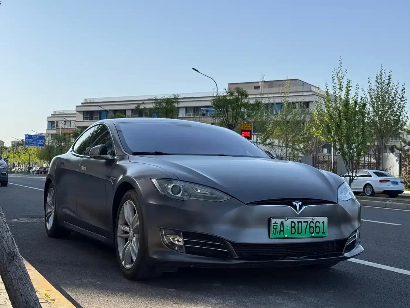 2014 Model S 85 — миниатюра 3