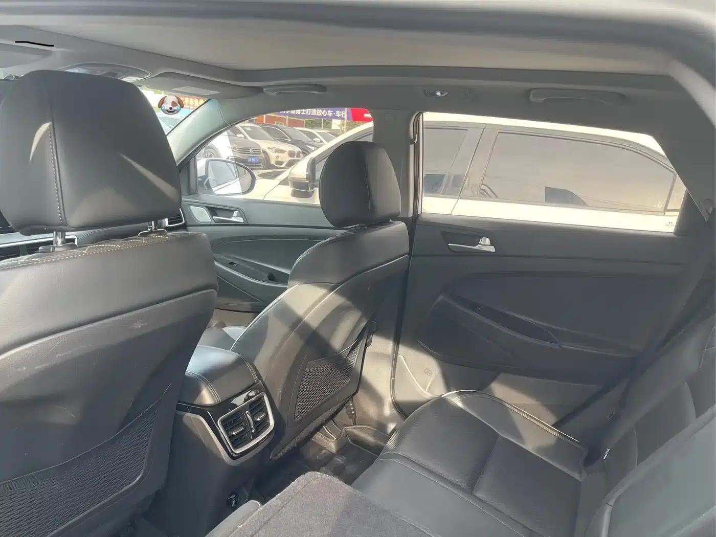 Tucson 2019 280TGDi Dual-Clutch Two-Wheel Drive Fashion Edition (China VI Emission Standard) — миниатюра 5