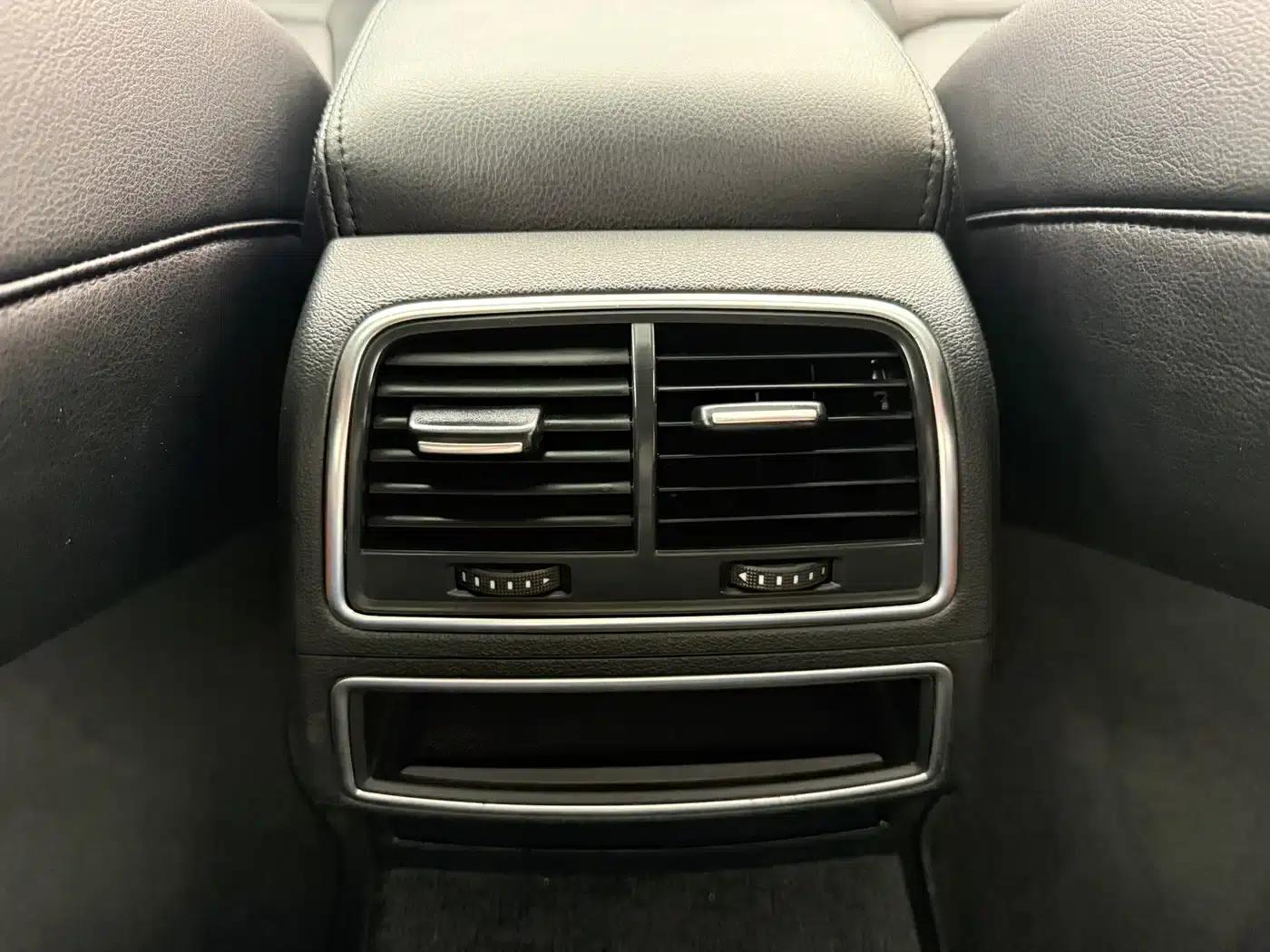 Audi A6L 2014 TFSI Standard Edition — миниатюра 21