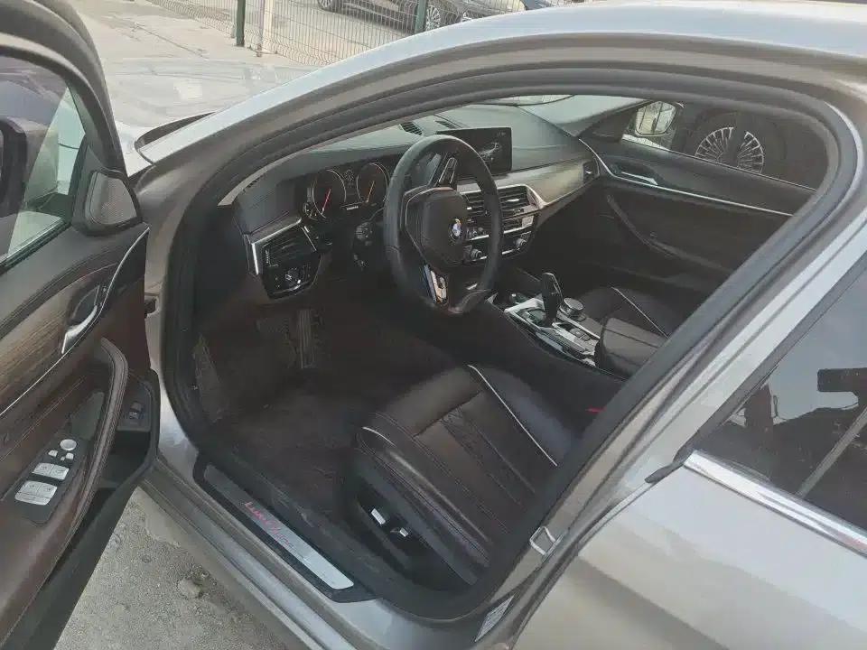 2018 BMW 5 Series Facelift 530Li Luxury Package — миниатюра 3