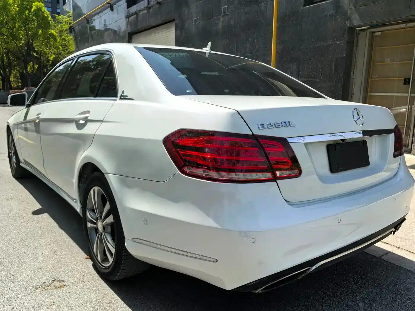 2014 Mercedes-Benz E-Class E 260 L — миниатюра 11