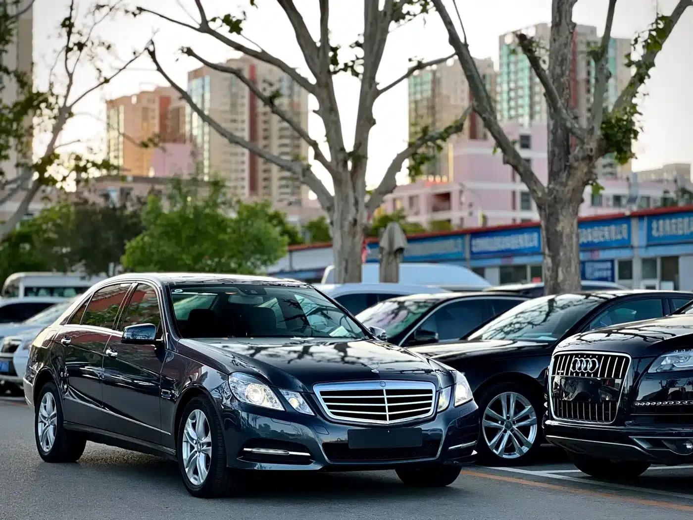 Mercedes-Benz E-Class 2010 E 300 L Fashion Edition — миниатюра 3