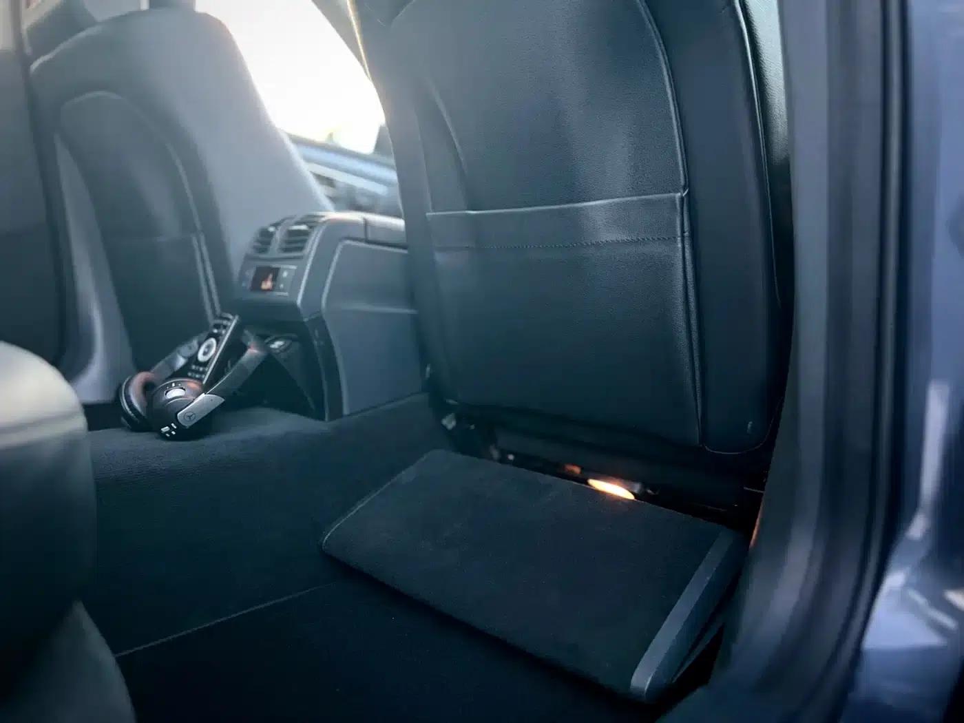 Mercedes-Benz E-Class 2010 E 300 L Fashion Edition — миниатюра 29