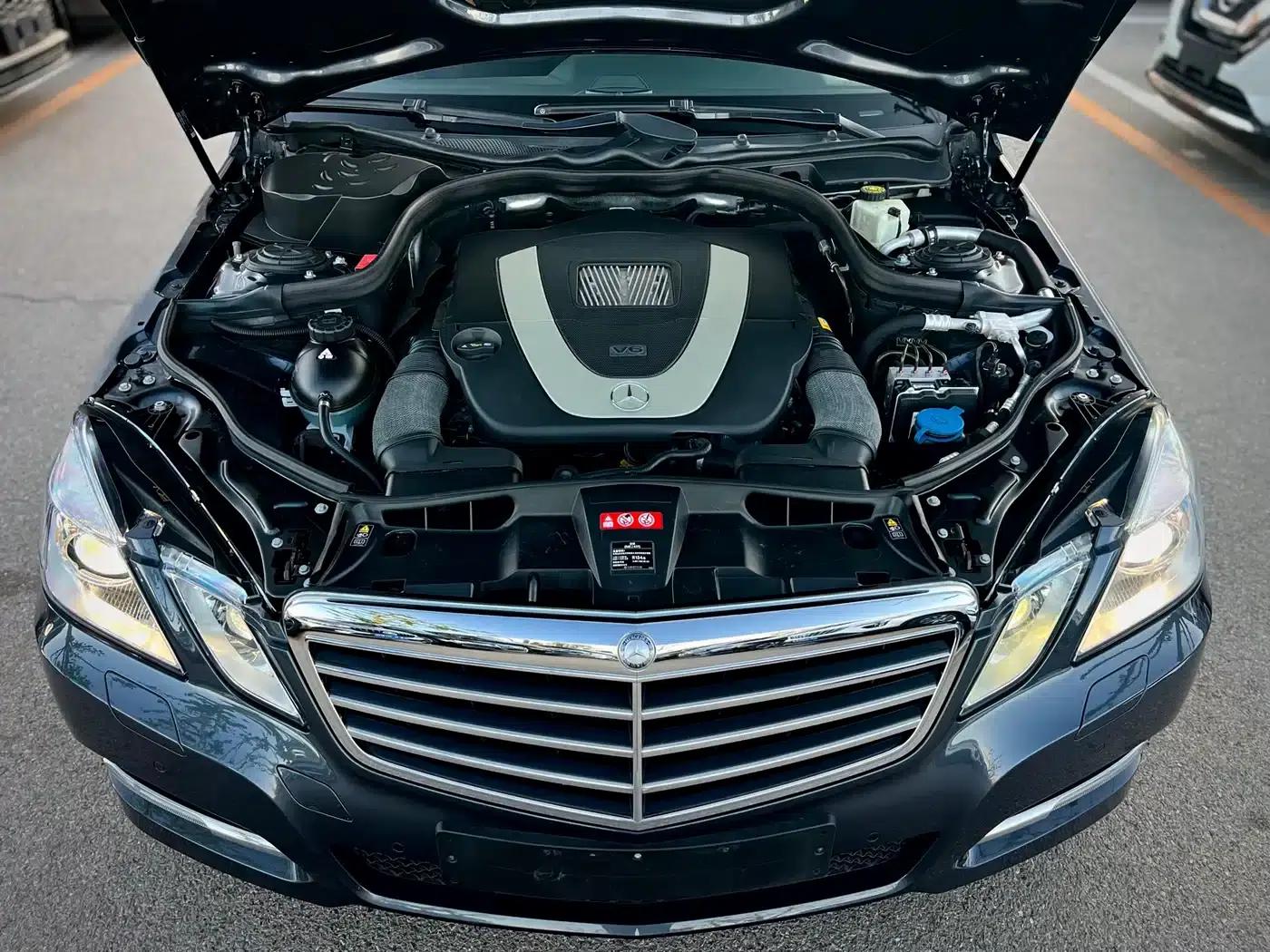 Mercedes-Benz E-Class 2010 E 300 L Fashion Edition — миниатюра 45
