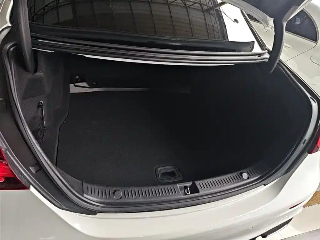 Imported Mercedes-Benz E-Class 2021 Facelift E 260 Fashion Sport Edition — миниатюра 19