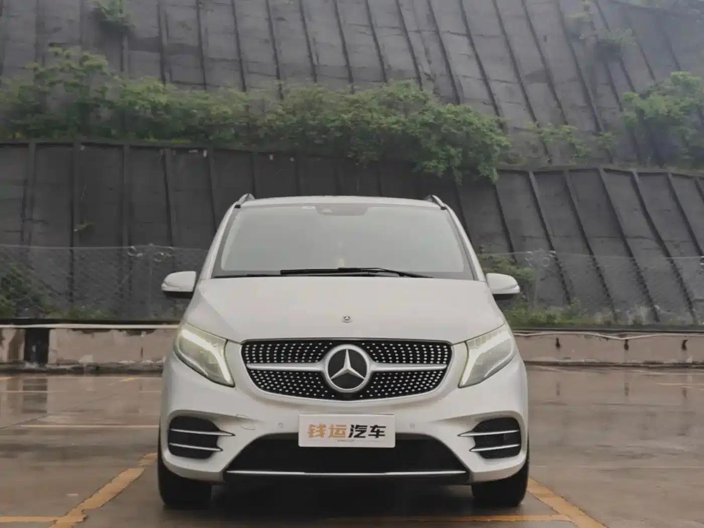Mercedes-Benz V-Class 2022 V 260 L Long Wheelbase Luxury Edition — миниатюра 2