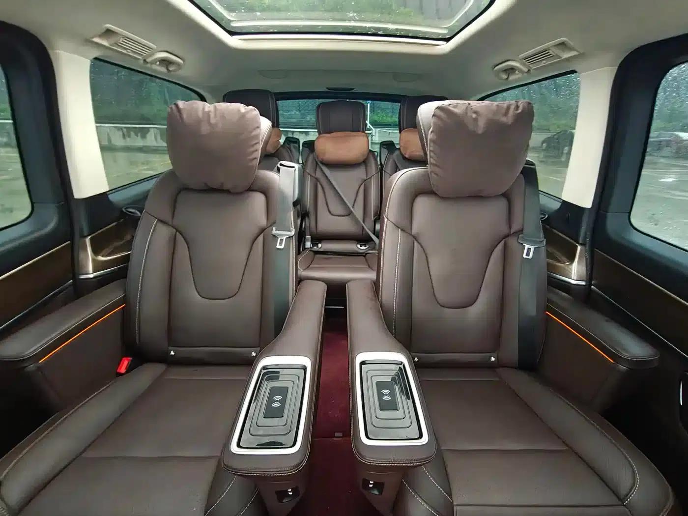 Mercedes-Benz V-Class 2022 V 260 L Long Wheelbase Luxury Edition — миниатюра 14