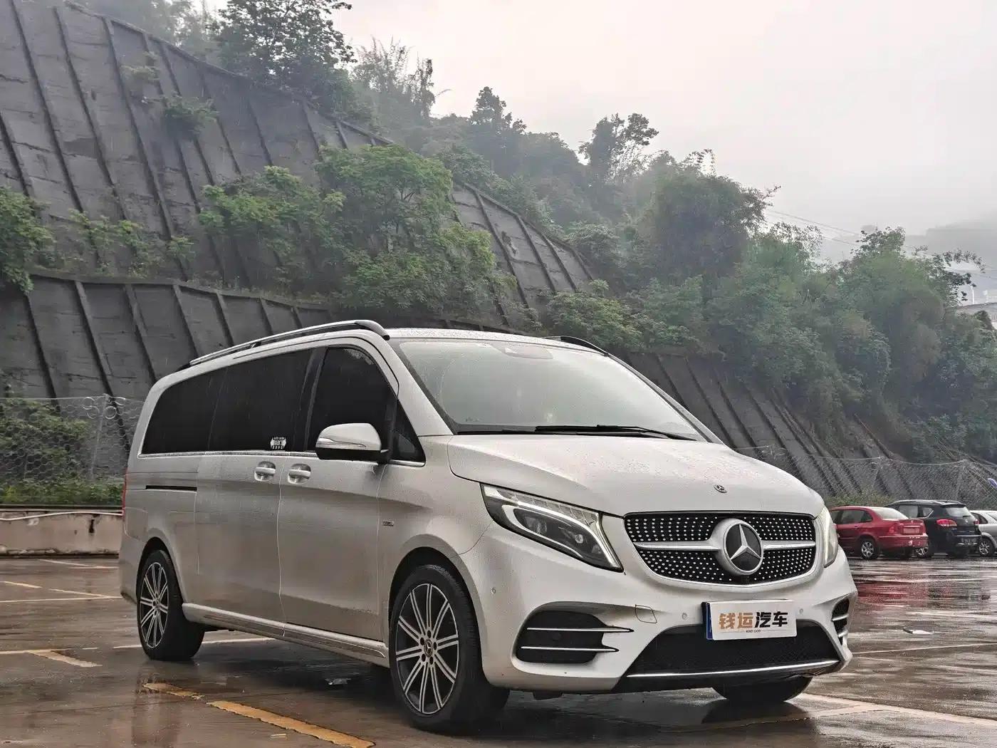 Mercedes-Benz V-Class 2022 V 260 L Long Wheelbase Luxury Edition — миниатюра 4