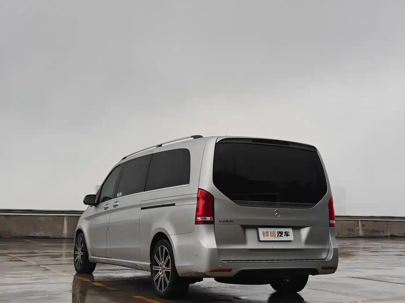 Mercedes-Benz V-Class 2022 V 260 L Long Wheelbase Luxury Edition — миниатюра 8