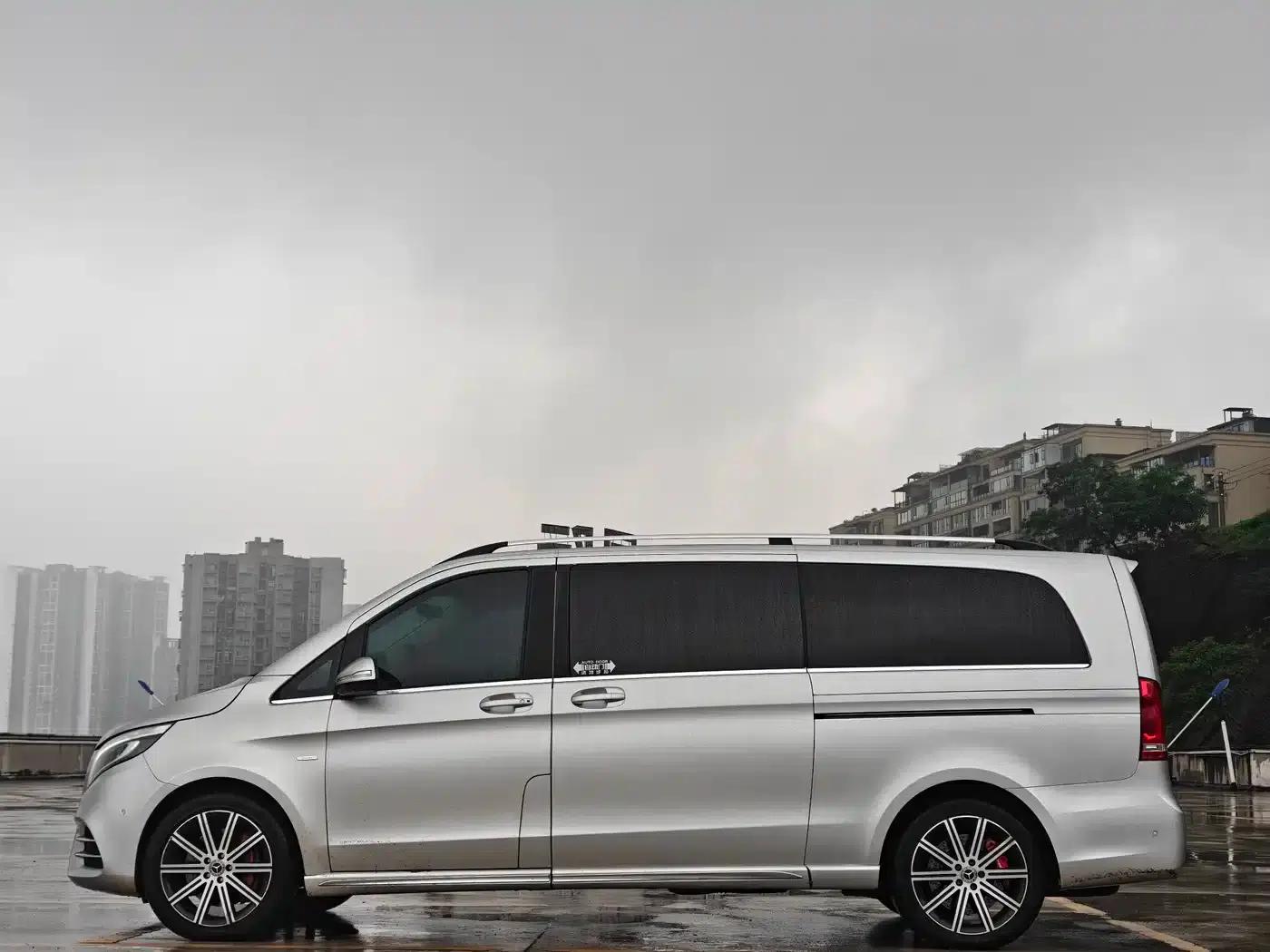 Mercedes-Benz V-Class 2022 V 260 L Long Wheelbase Luxury Edition — миниатюра 10