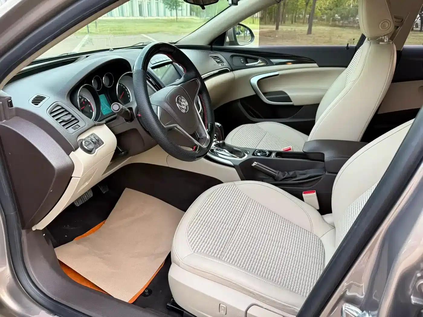 Buick Regal 2015 2.0L Leading Fashion Edition — миниатюра 4