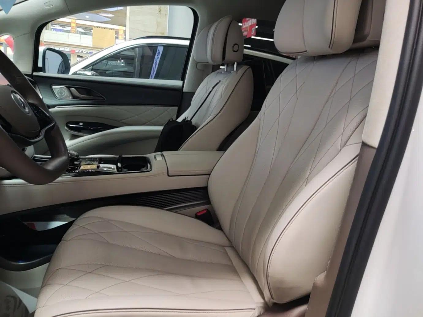 Denza D9 2022 DM-i 970 Four-Wheel Drive Flagship Model — миниатюра 18