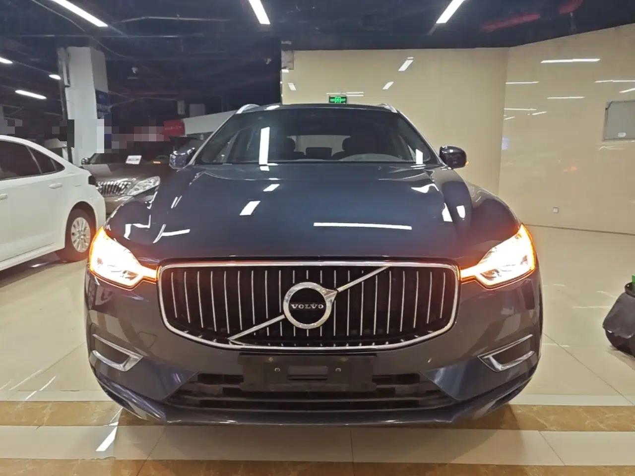 Volvo XC60 2021 T5 4x4 Smart Luxury Edition — миниатюра 2