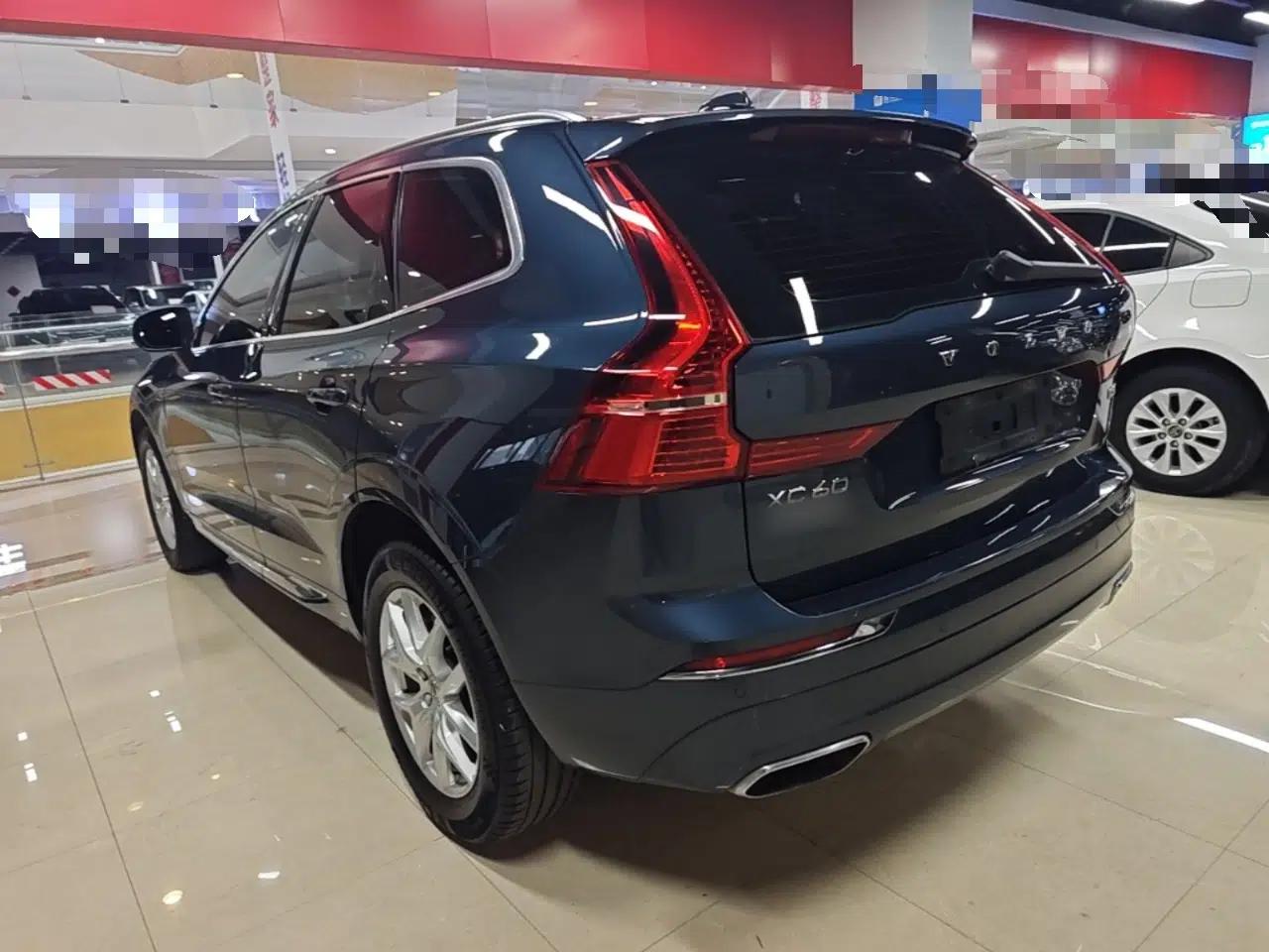 Volvo XC60 2021 T5 4x4 Smart Luxury Edition — миниатюра 4