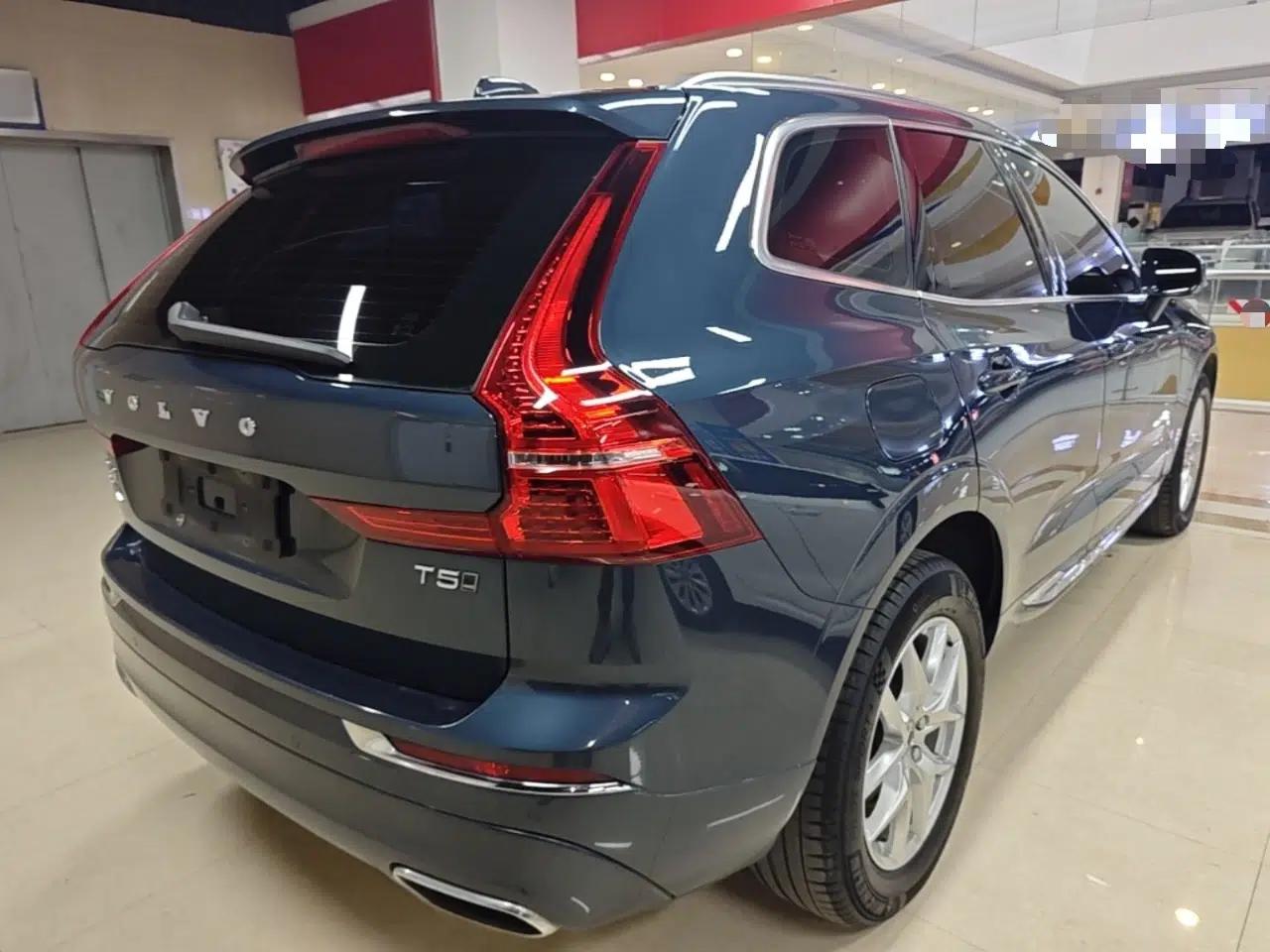 Volvo XC60 2021 T5 4x4 Smart Luxury Edition — миниатюра 6