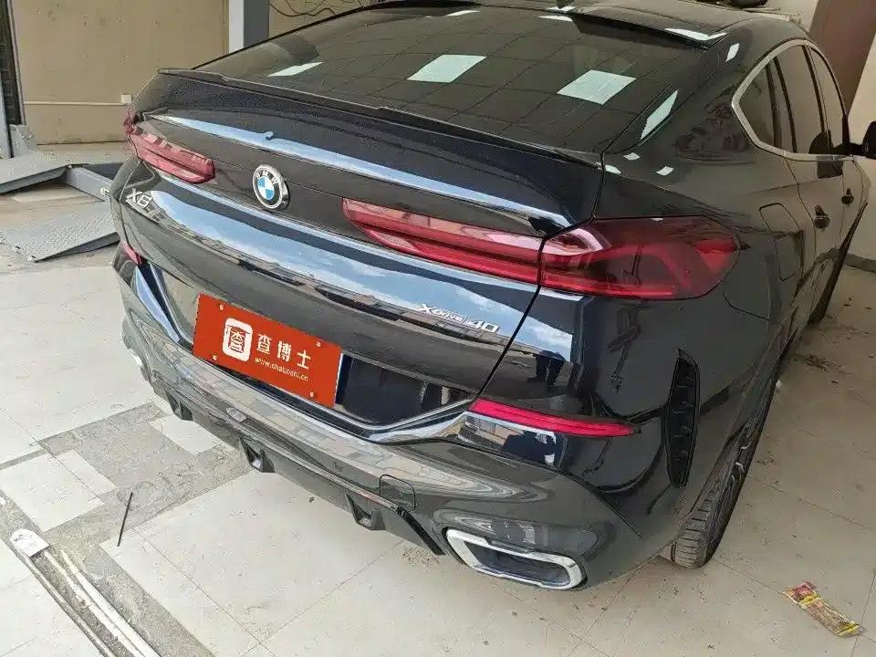 2021 BMW X6 xDrive40i M Sport Package — миниатюра 4