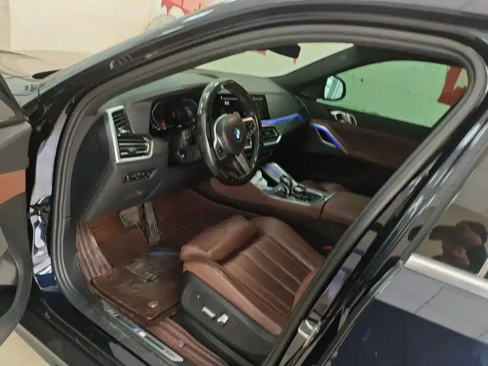2021 BMW X6 xDrive40i M Sport Package — миниатюра 5