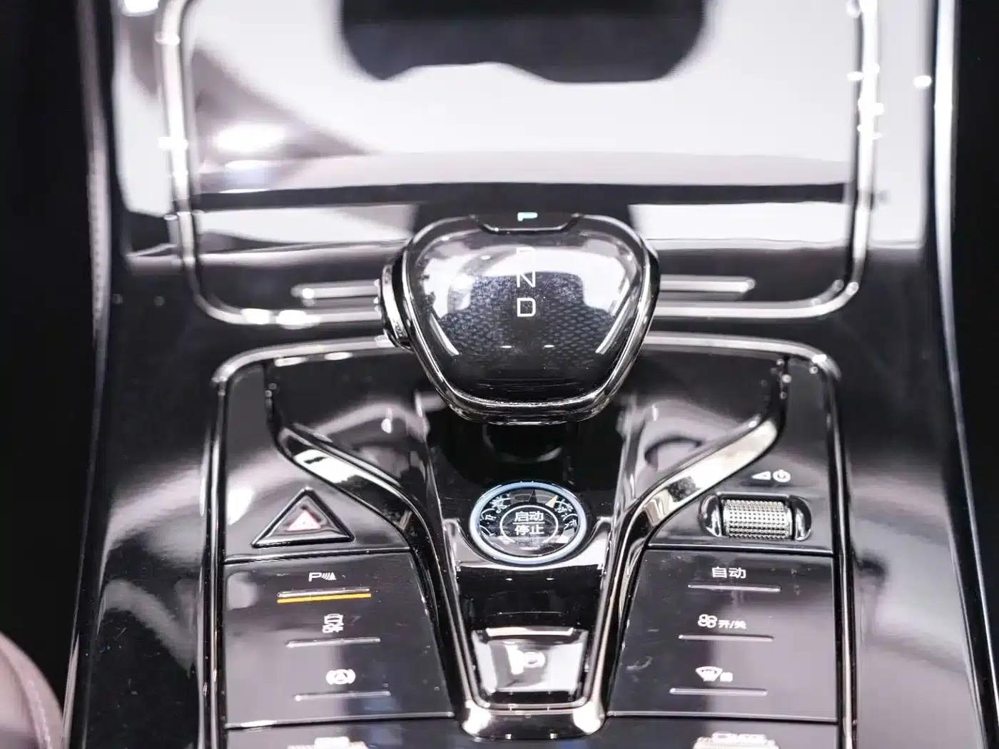 Han 2023 EV Champion Edition 605KM Front-Wheel Drive Premium — миниатюра 14