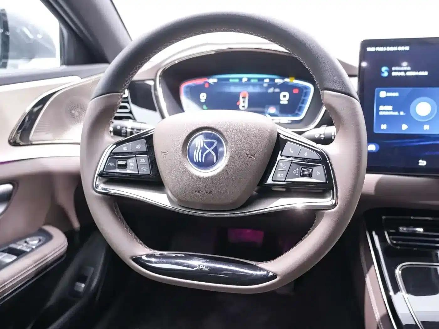 Han 2023 EV Champion Edition 605KM Front-Wheel Drive Premium — миниатюра 17