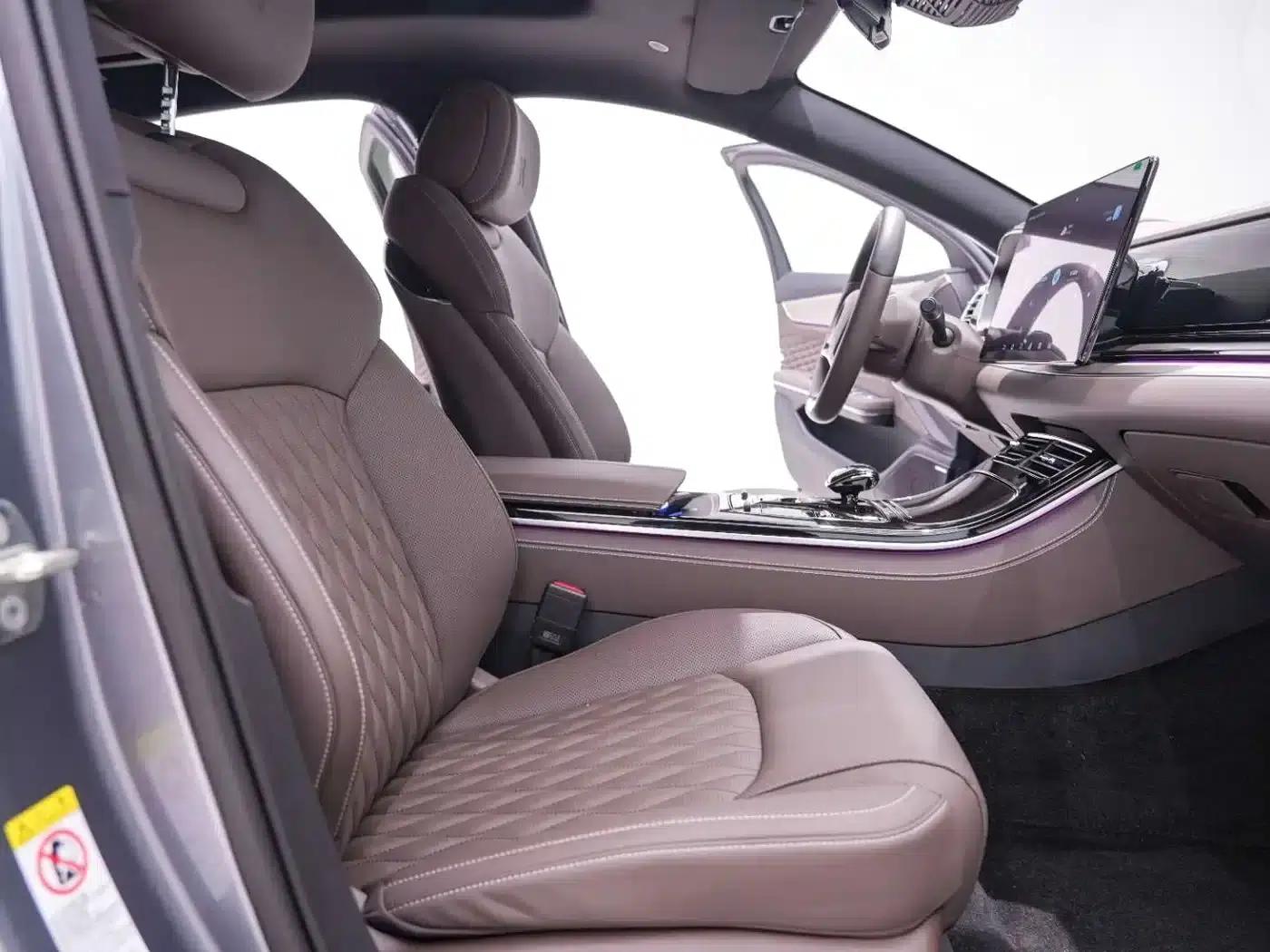 Han 2023 EV Champion Edition 605KM Front-Wheel Drive Premium — миниатюра 25