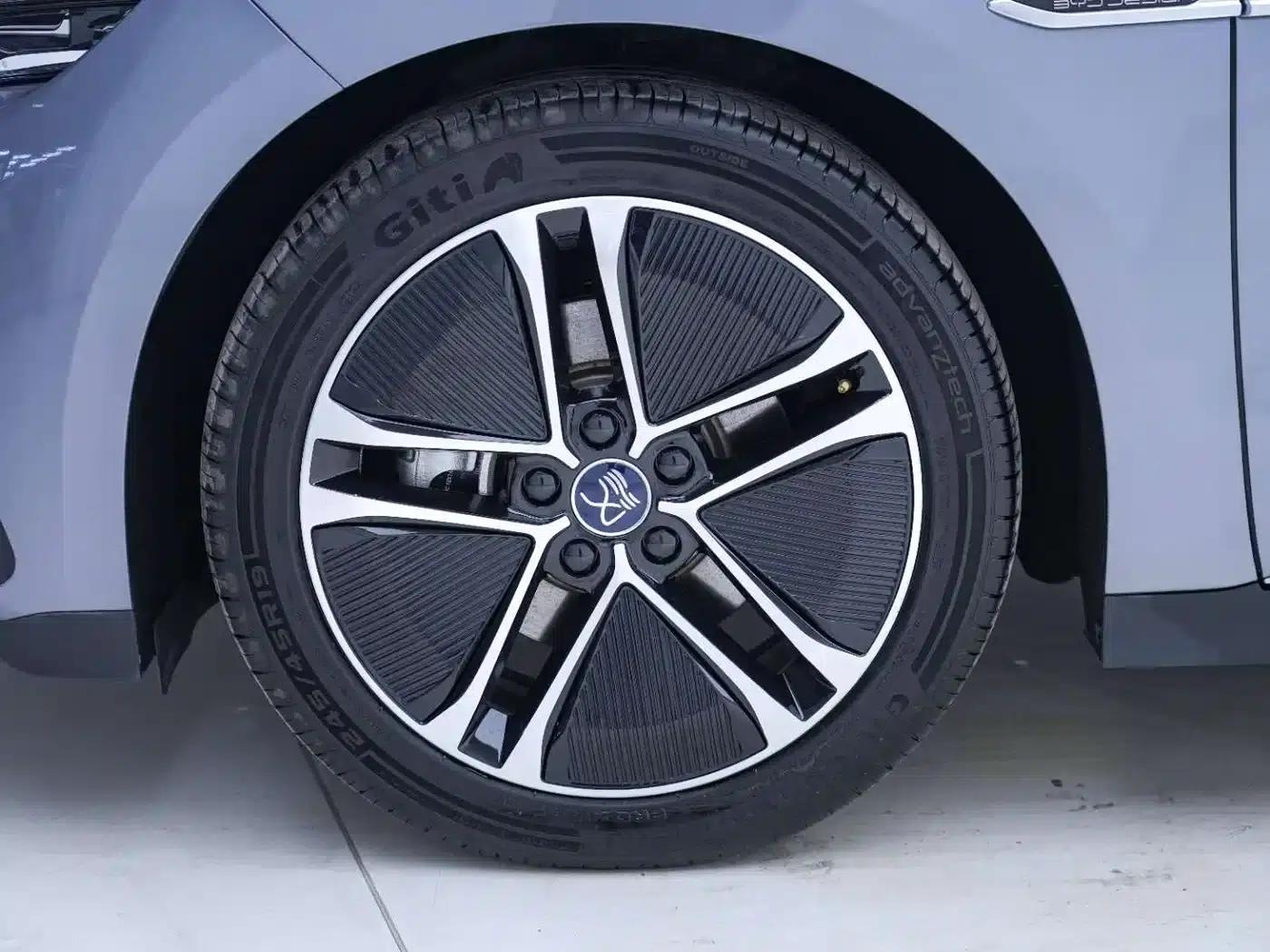Han 2023 EV Champion Edition 605KM Front-Wheel Drive Premium — миниатюра 10