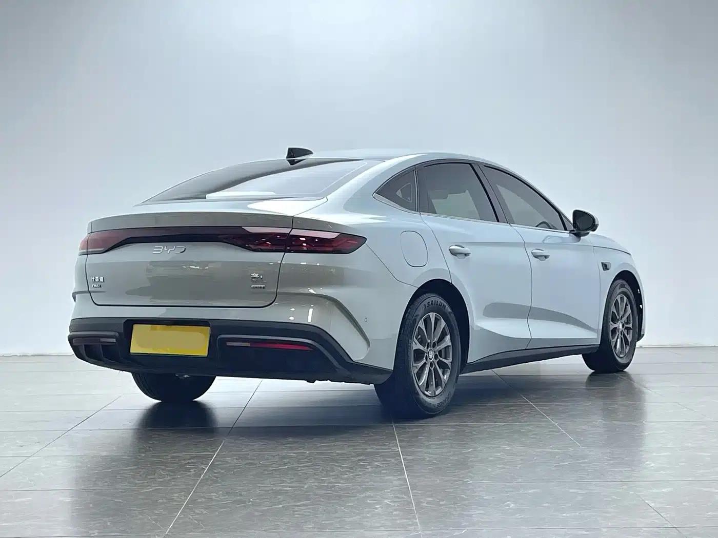 Qin L 2025 DM-i Intelligent Driving Edition 80KM Leading Model — миниатюра 3