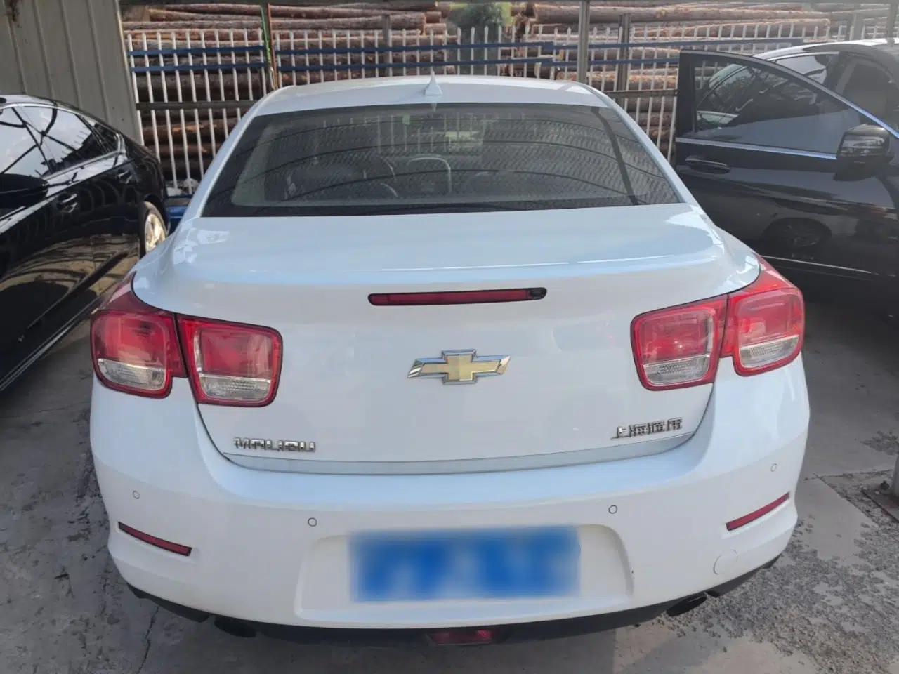 Chevrolet Malibu 2014 2.0L Automatic Luxury Edition — миниатюра 5