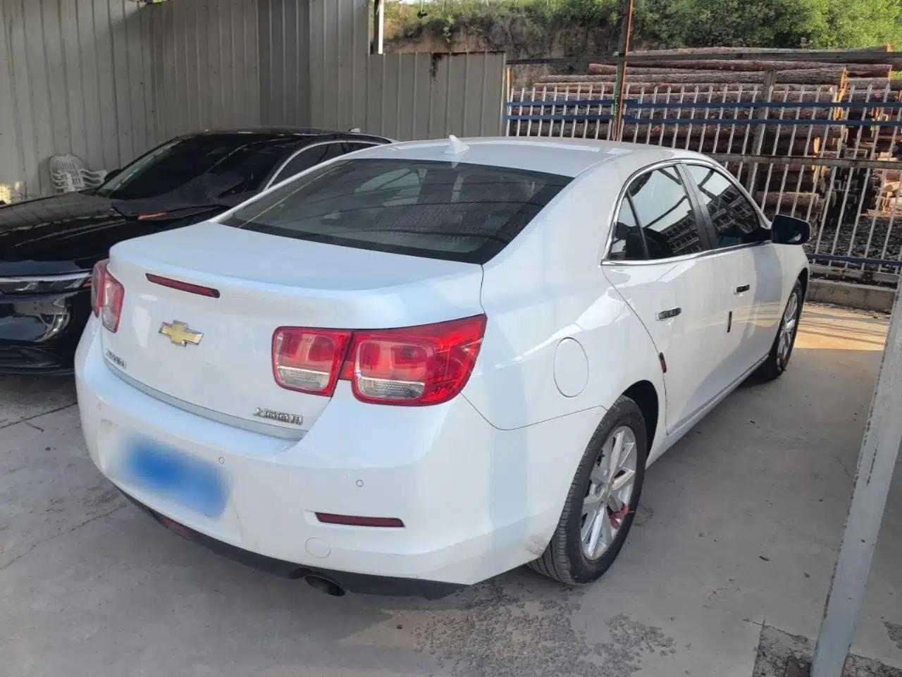 Chevrolet Malibu 2014 2.0L Automatic Luxury Edition — миниатюра 6