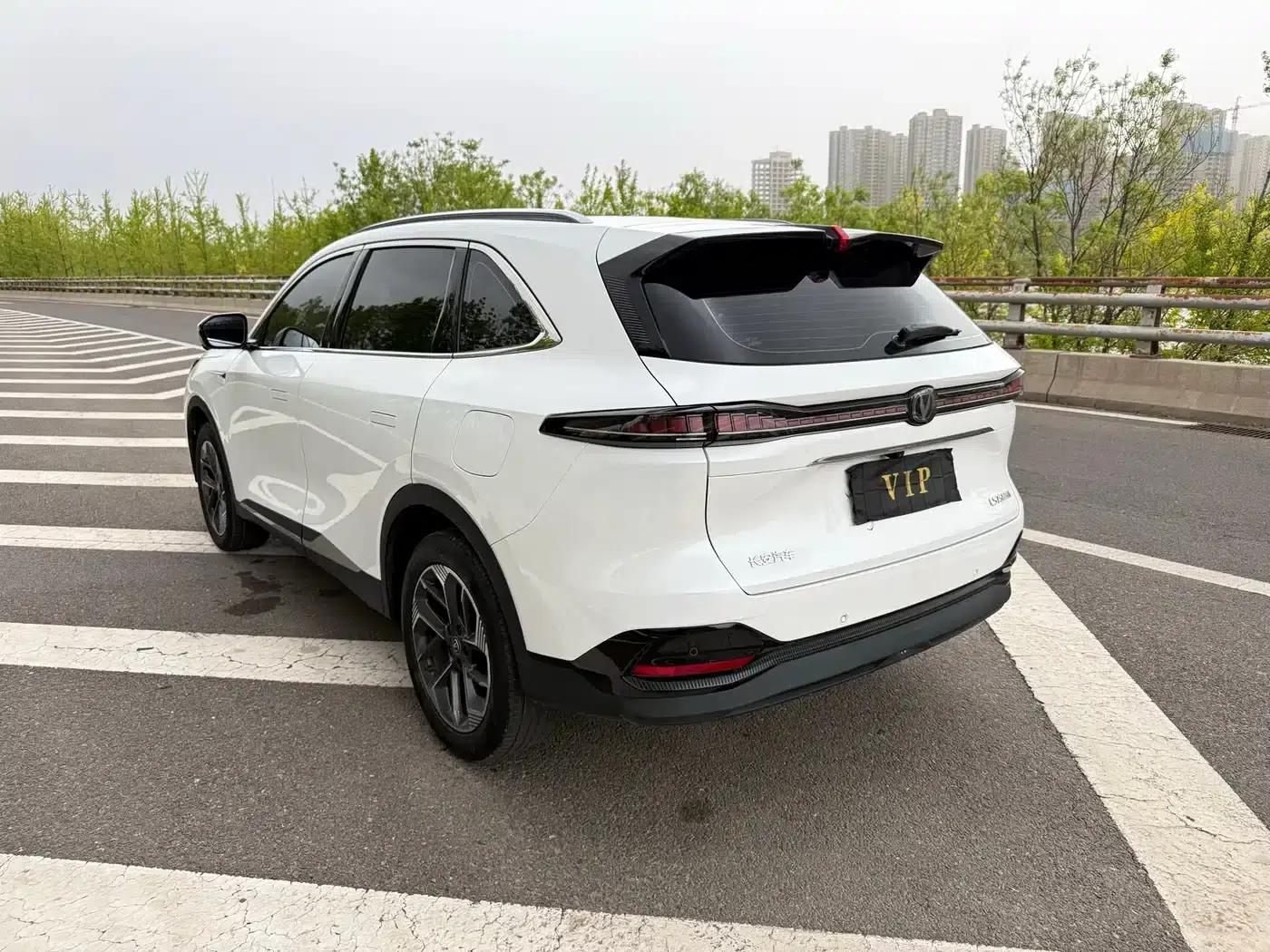 Changan CS75PLUS 2025 Fourth Generation 1.5T New Blue Whale Smart Whale Edition — миниатюра 7