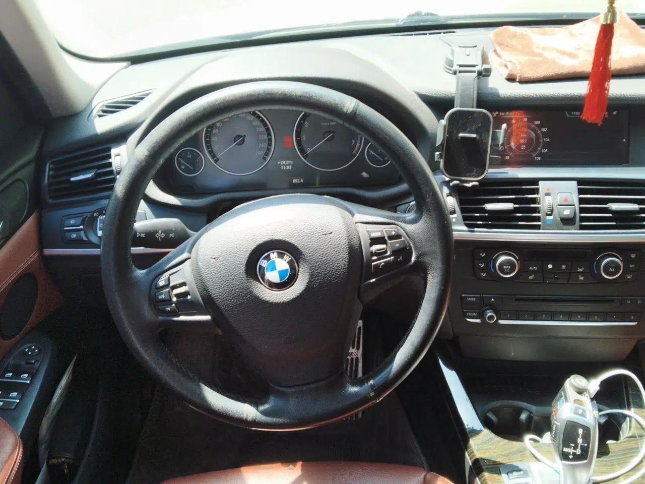 BMW X3 2013 Facelifted xDrive20i Luxury Edition — миниатюра 11