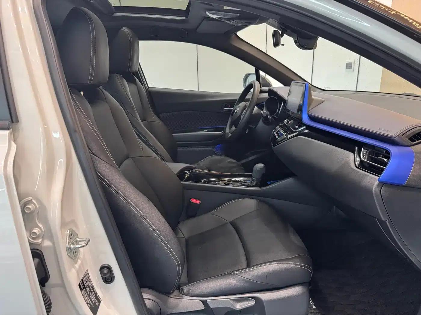 2020 Toyota IZOA 2.0L Enjoy Edition — миниатюра 11