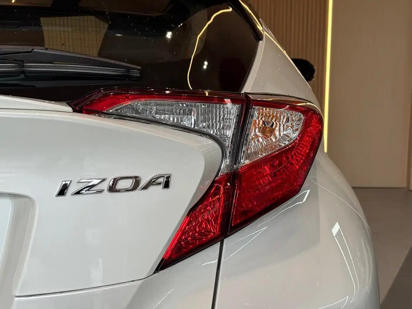2020 Toyota IZOA 2.0L Enjoy Edition — миниатюра 13