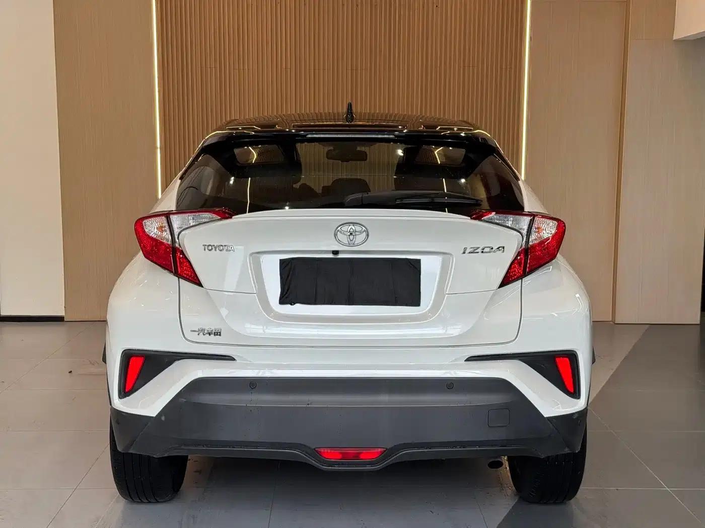 2020 Toyota IZOA 2.0L Enjoy Edition — миниатюра 17