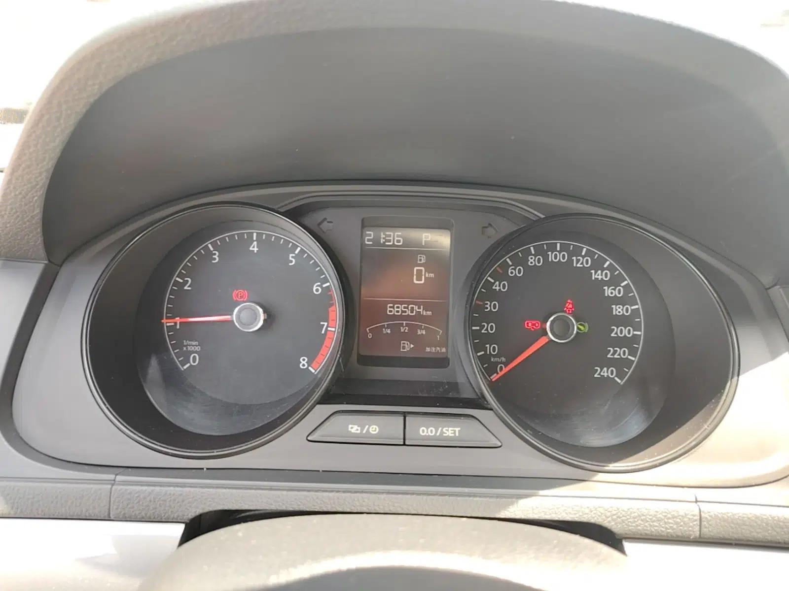 Volkswagen Lavida 2019 Lavida Start 1.5L Automatic Trendy Version China VI Standard — миниатюра 11