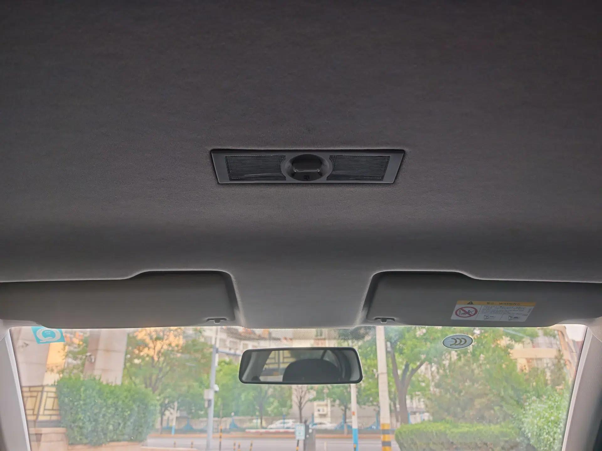 Volkswagen Lavida 2019 Lavida Start 1.5L Automatic Trendy Version China VI Standard — миниатюра 16