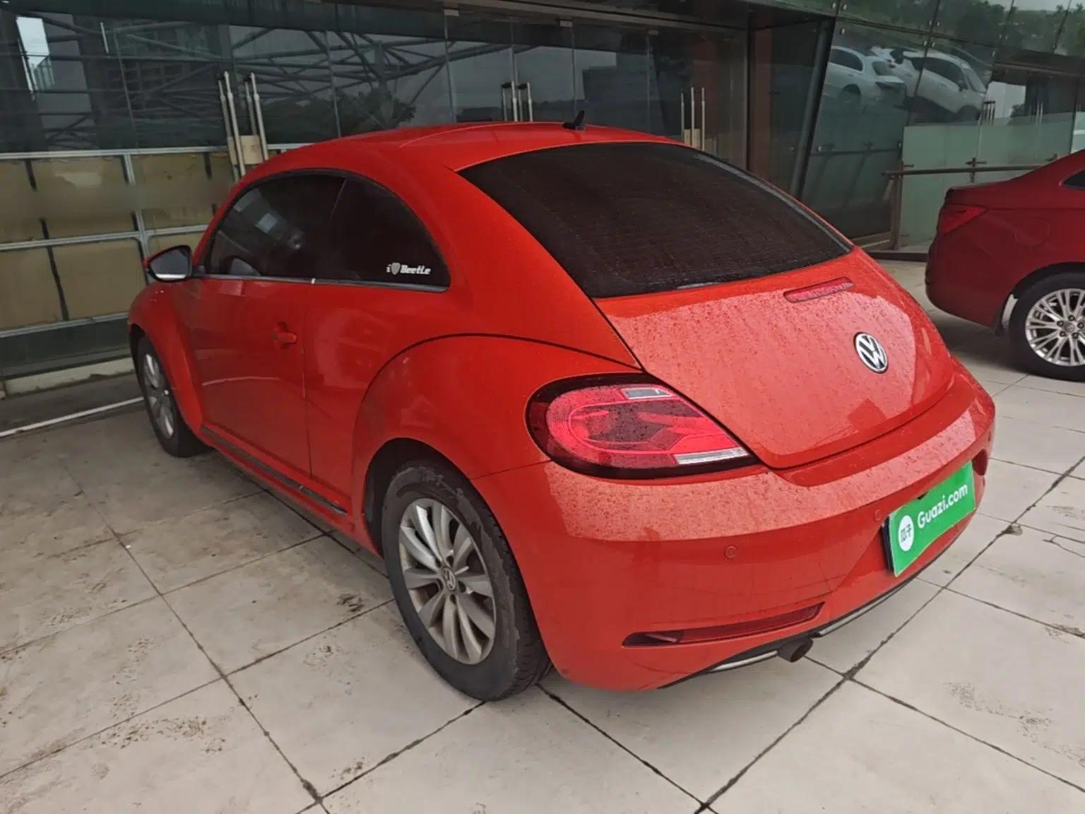 Volkswagen Beetle 2017 180TSI Yile Edition — миниатюра 4