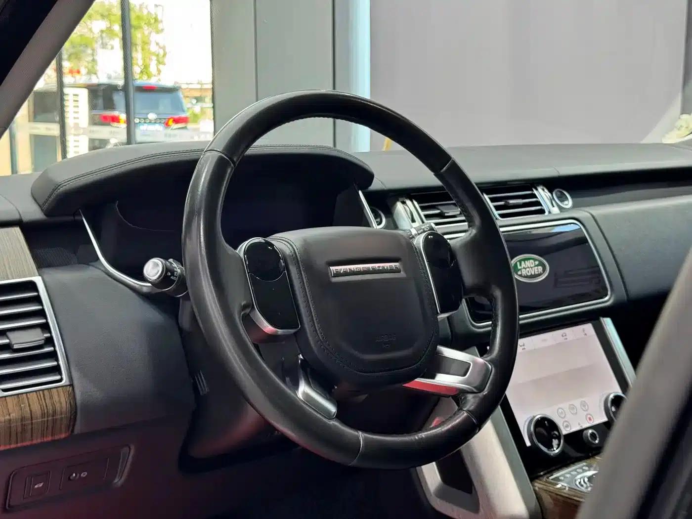 Range Rover 2018 3.0 SC V6 Grand Edition — миниатюра 17