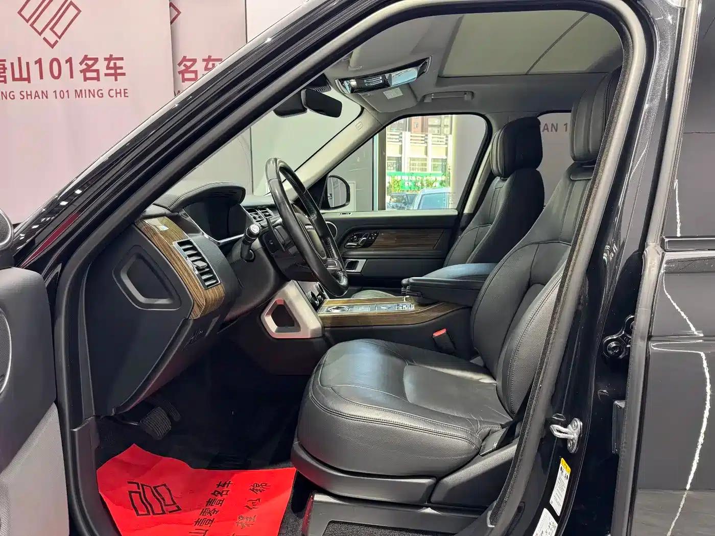 Range Rover 2018 3.0 SC V6 Grand Edition — миниатюра 8
