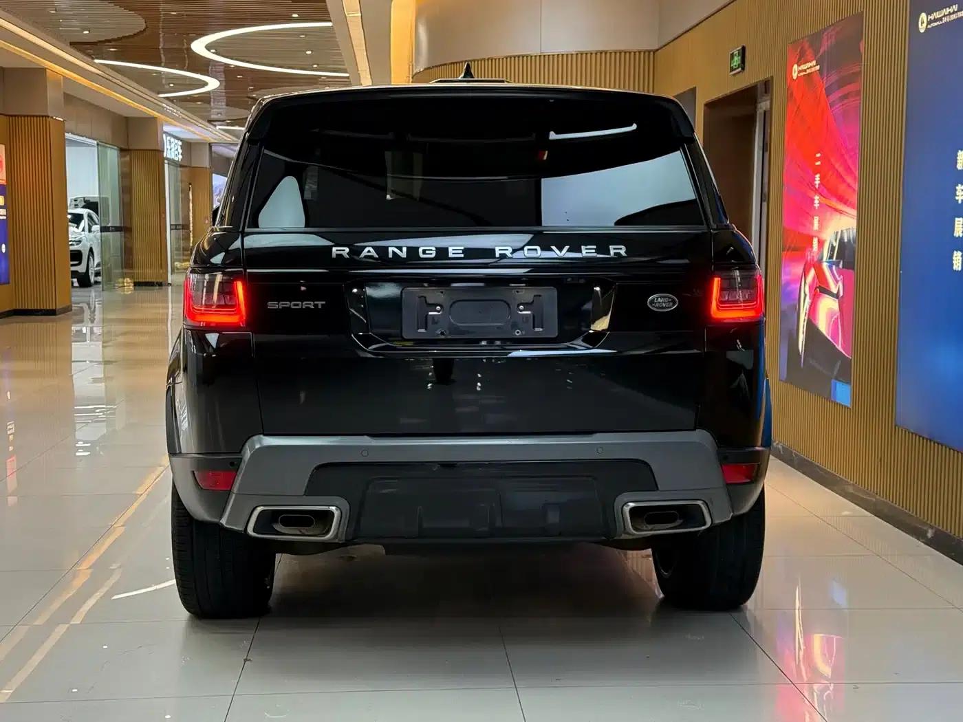 Range Rover Sport 2020 3.0 L6 SE — миниатюра 9