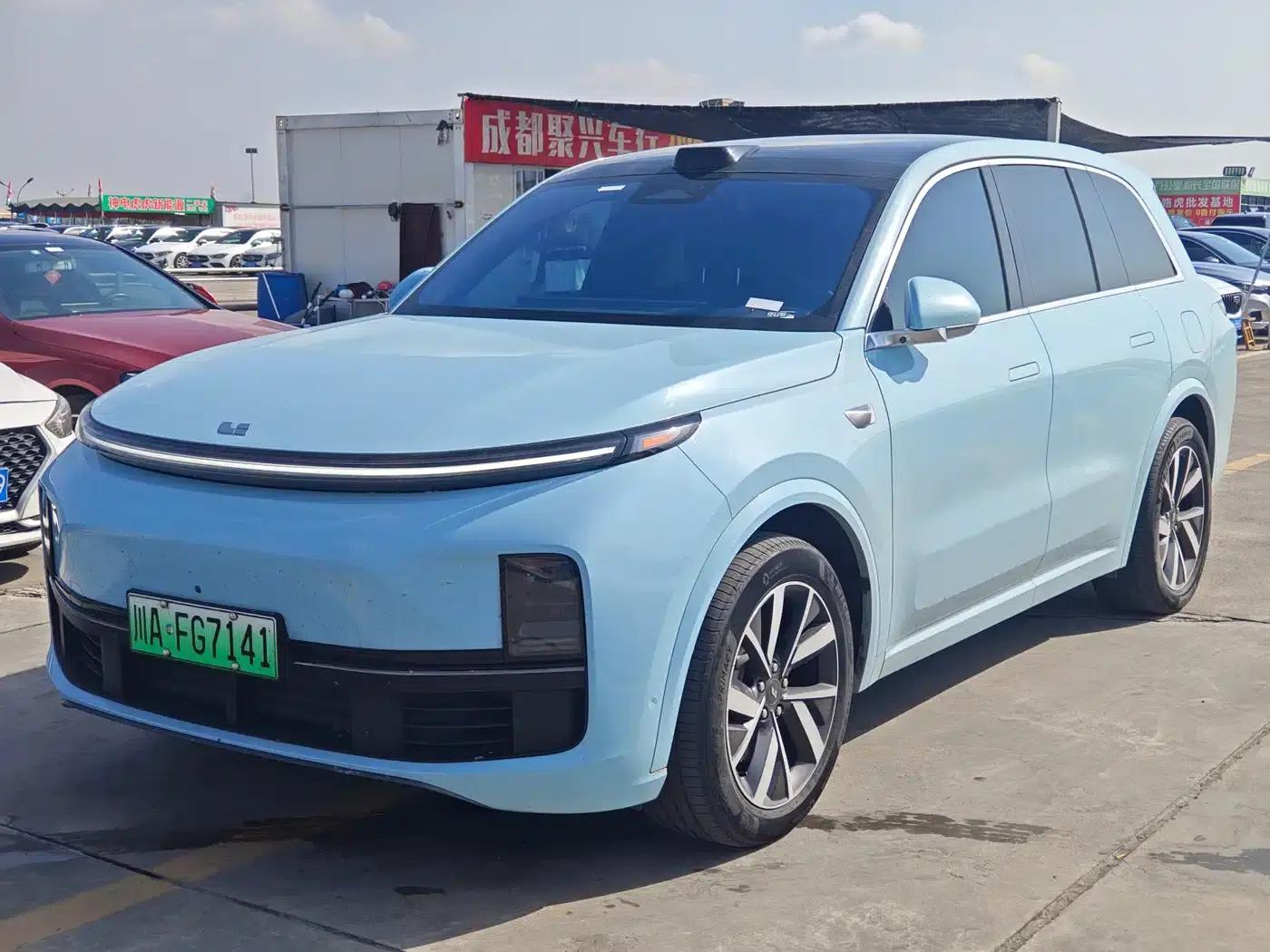 Li Auto L8 2023 Max — миниатюра 1