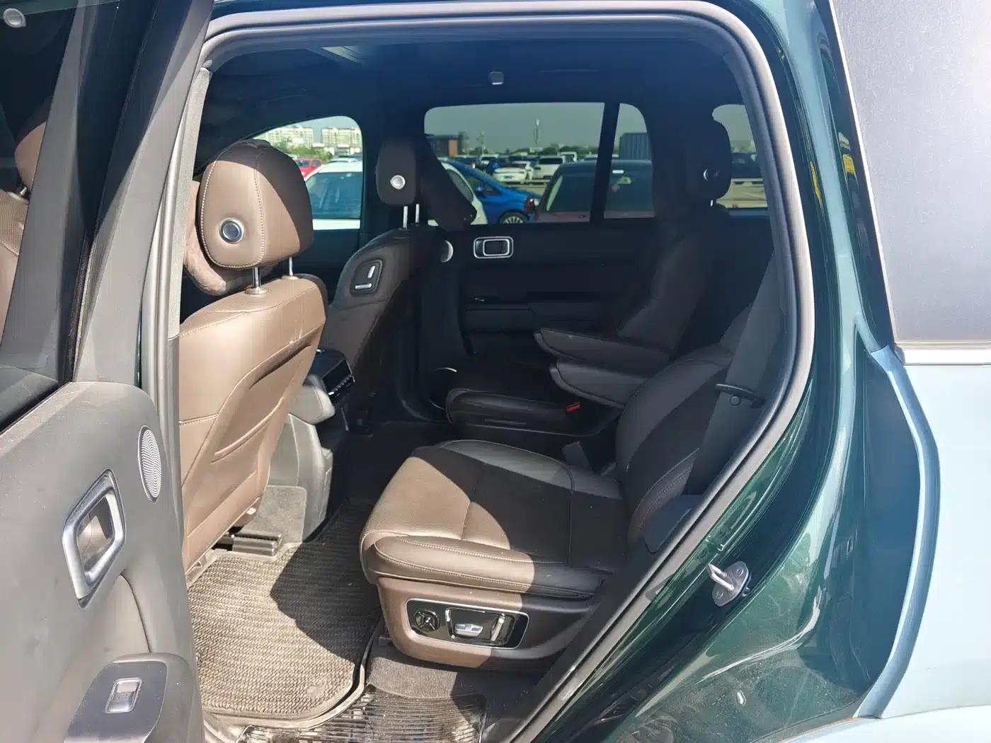 Li Auto L8 2023 Max — миниатюра 5