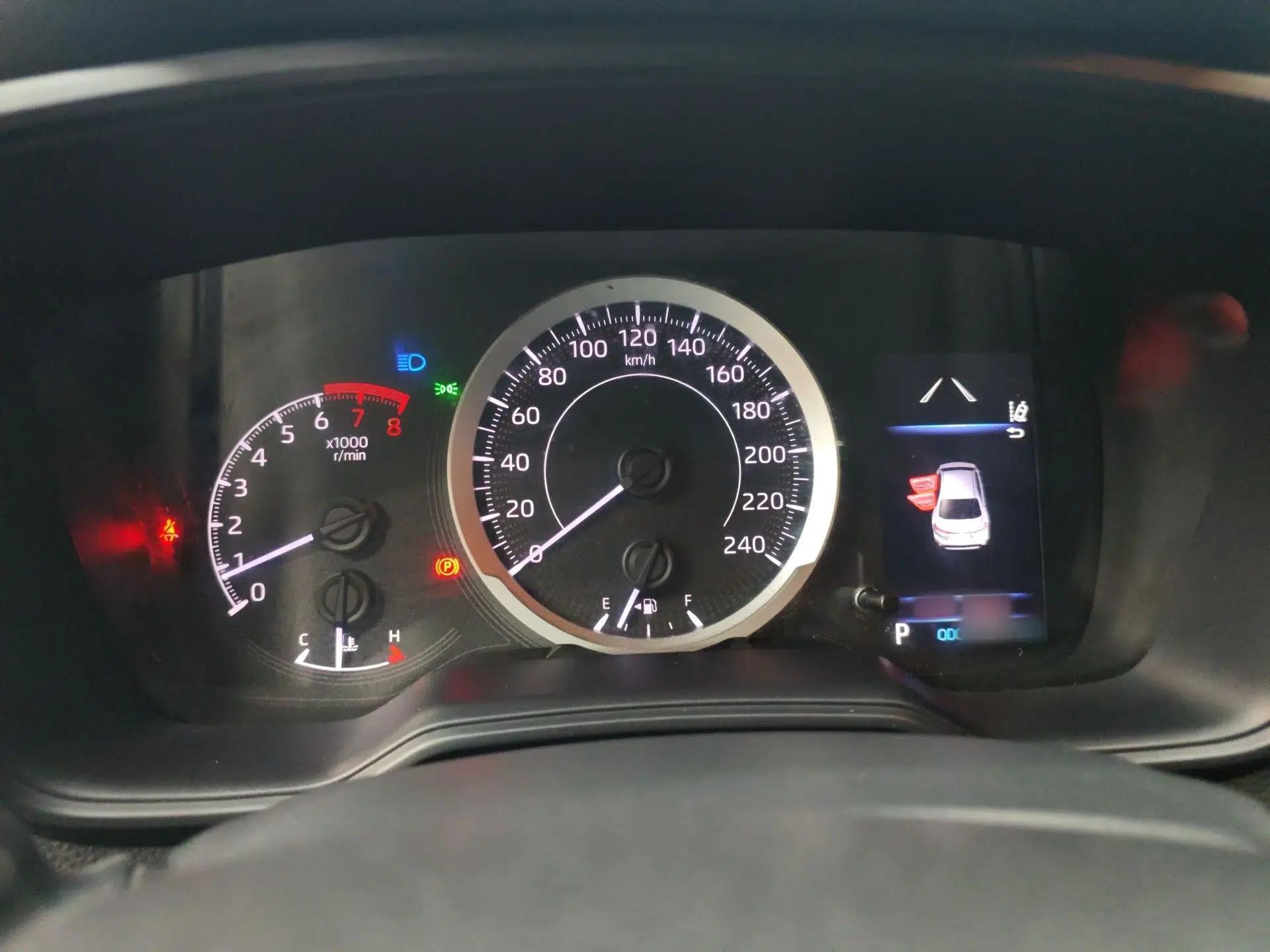 Toyota Levin 2019 185T CVT Luxury Edition China VI Standard — миниатюра 10