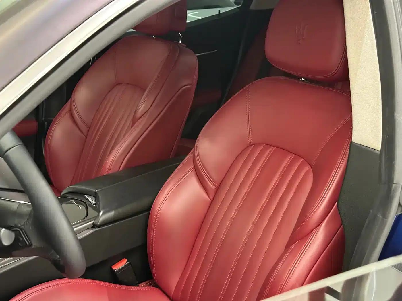 2017 Ghibli 3.0T Standard Edition — миниатюра 12