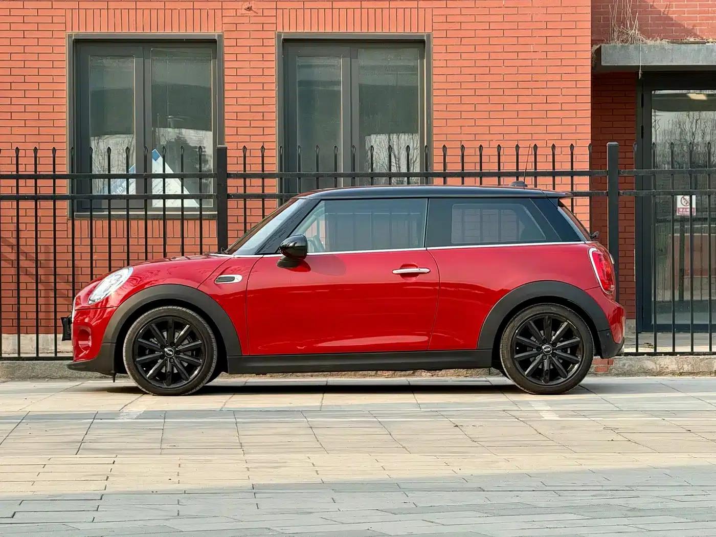 MINI 2018 1.5T COOPER Artist — миниатюра 4