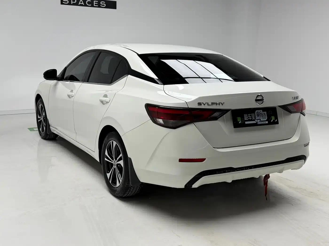 Nissan Sylphy 2022 1.6L XL CVT Enjoy Edition — миниатюра 6