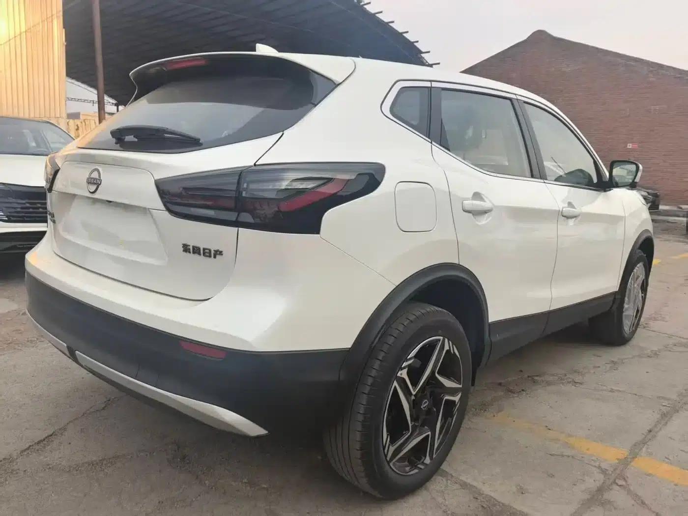 Nissan Qashqai 2025 Honor 2.0L CVT XV+ Leading Edition — миниатюра 6
