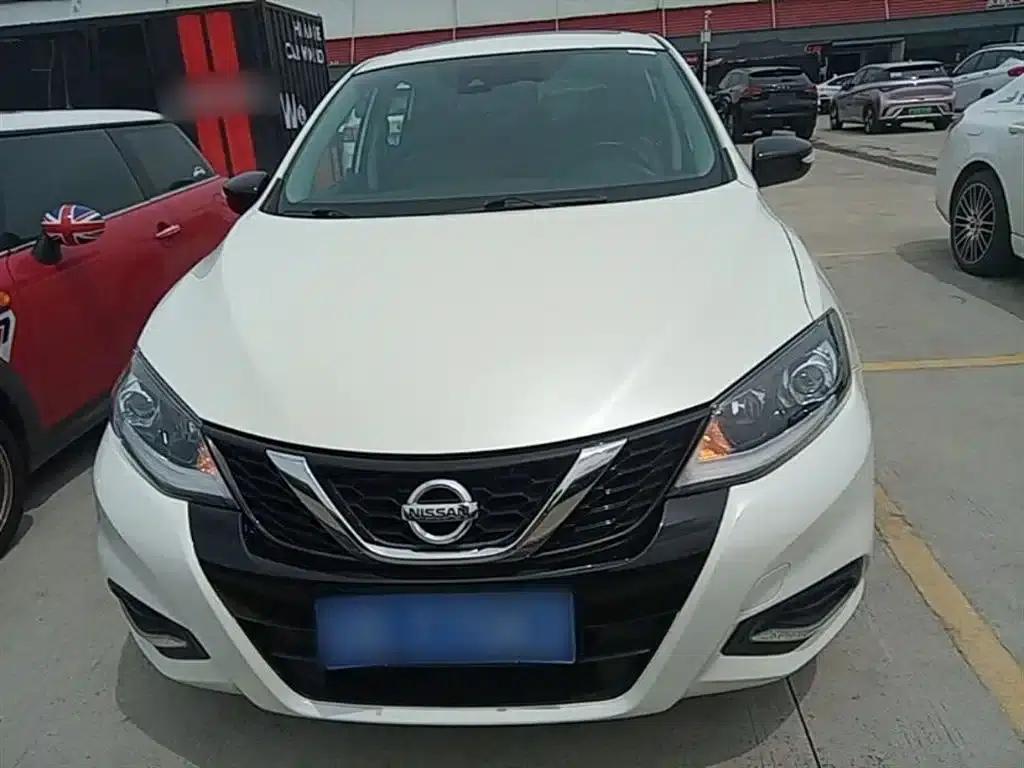 2021 Tiida 1.6L CVT Smart Edition — миниатюра 3