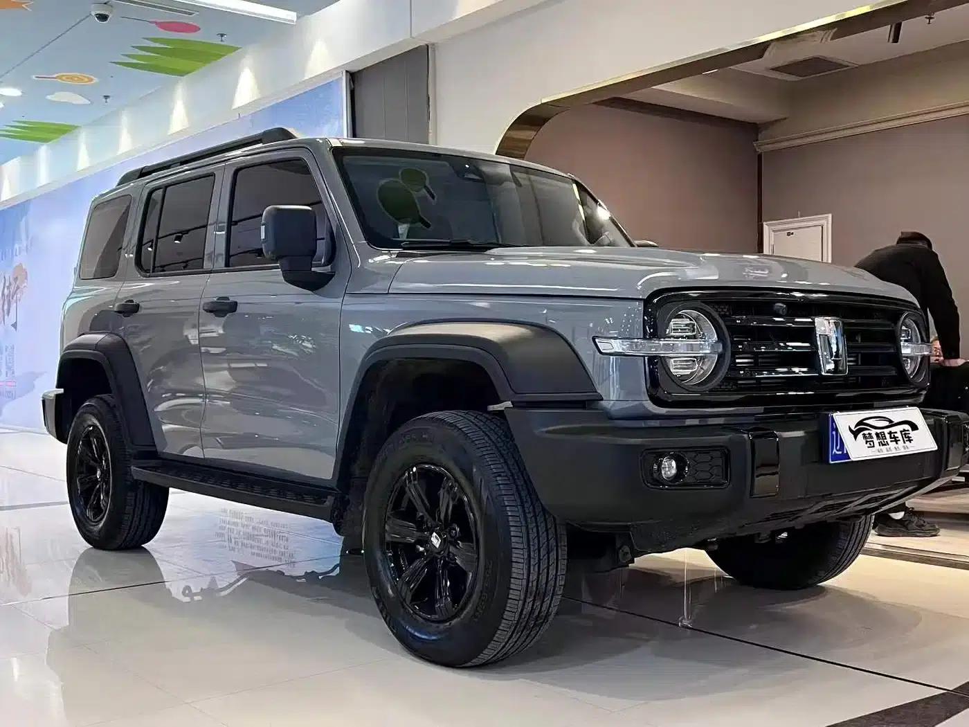 Tank 300 2025 Model 2.0T Gasoline Challenger — миниатюра 3