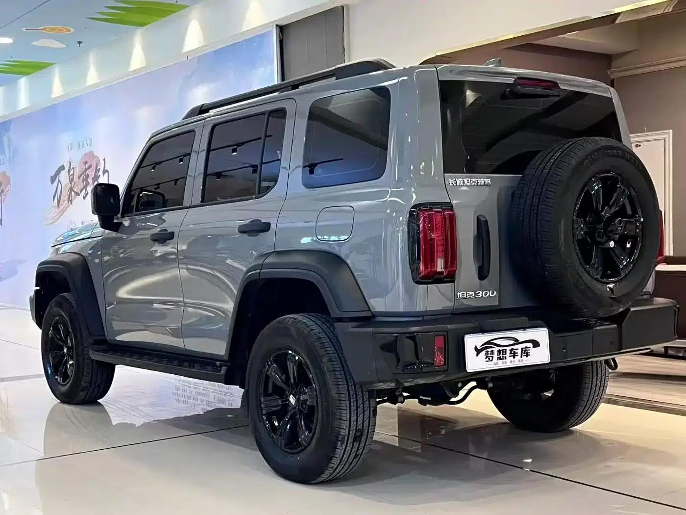 Tank 300 2025 Model 2.0T Gasoline Challenger — миниатюра 7