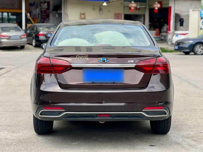 Geely Auto Emgrand 2018 1.5L CVT Luxury Model — миниатюра 4